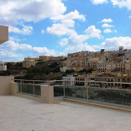 Is-Swieqi Villa Arjuza - Private Self Catering Bedrooms With Bathroom מראה חיצוני תמונה