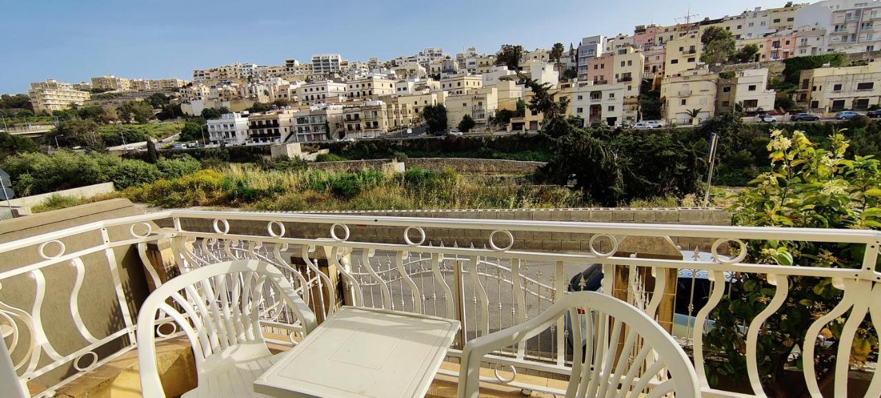 Is-Swieqi Villa Arjuza - Private Self Catering Bedrooms With Bathroom מראה חיצוני תמונה